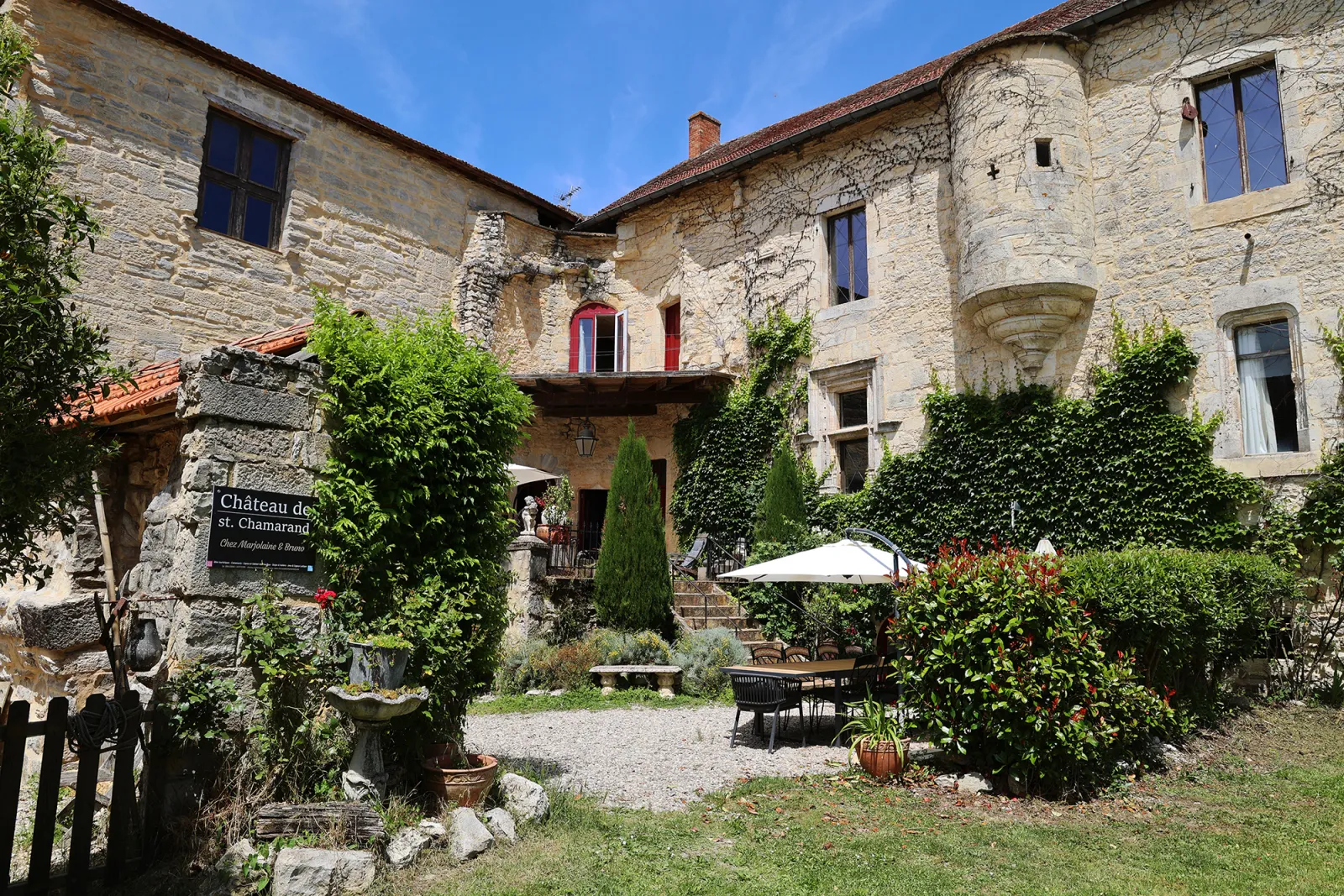 Aile et Tour du Château de Saint-Chamarand à Saint-Chamarand, photo 4
