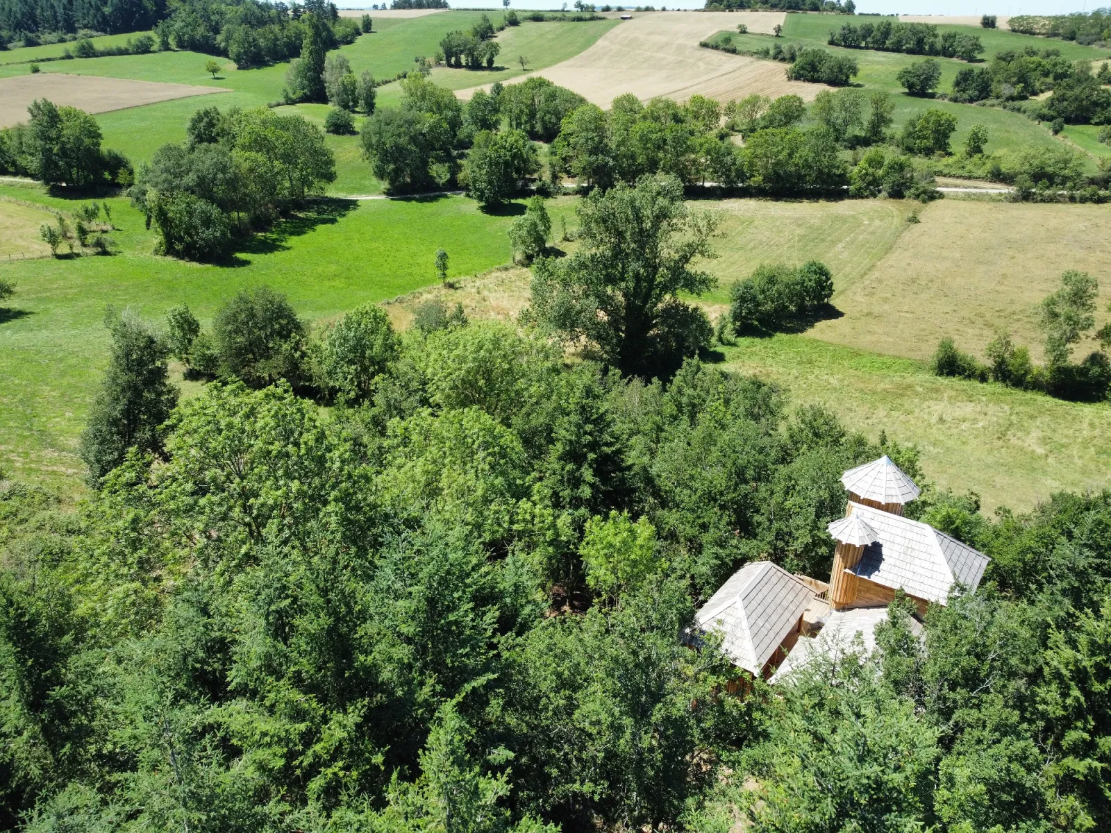 Cabane château Aulteribe du Peydébé à Vieille-Brioude, photo 6