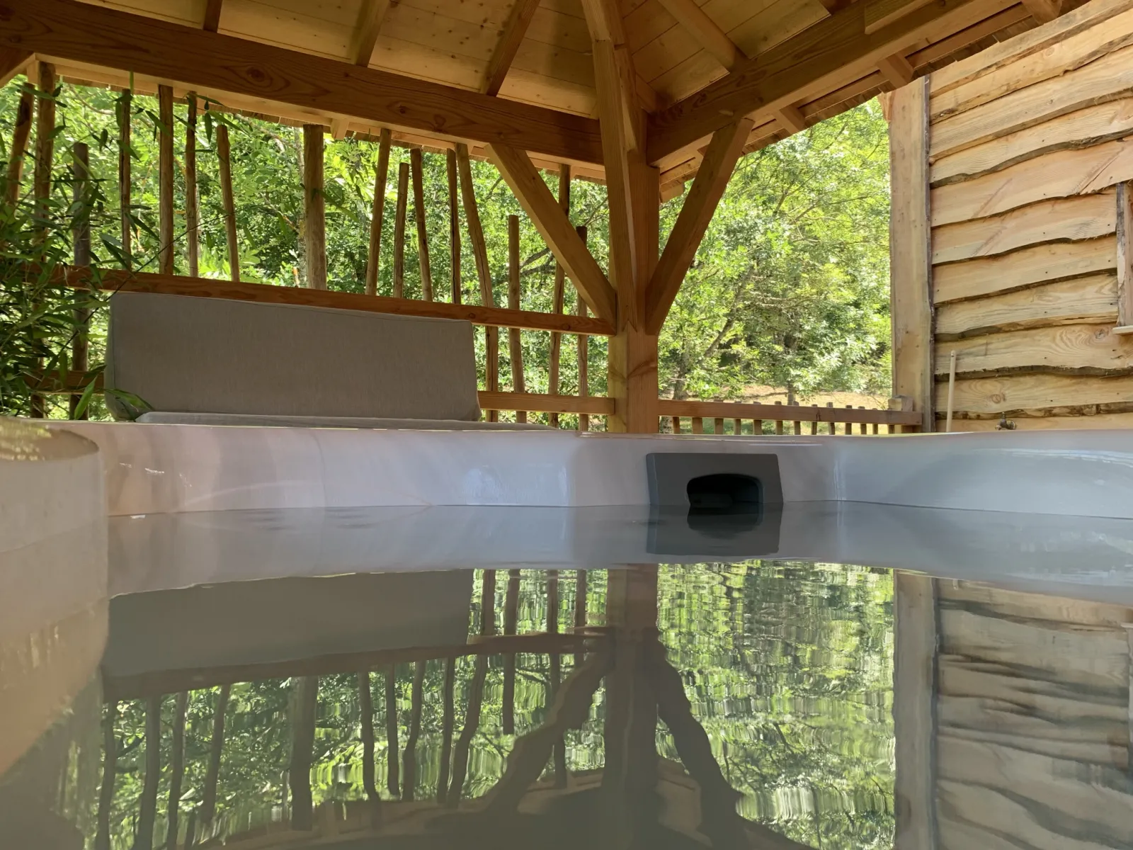 Cabane château Messilhac du Peydébé à Vieille-Brioude, photo 3