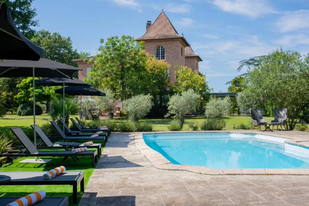 Castel Bois Marie, chambre ou suite de château à Montauban