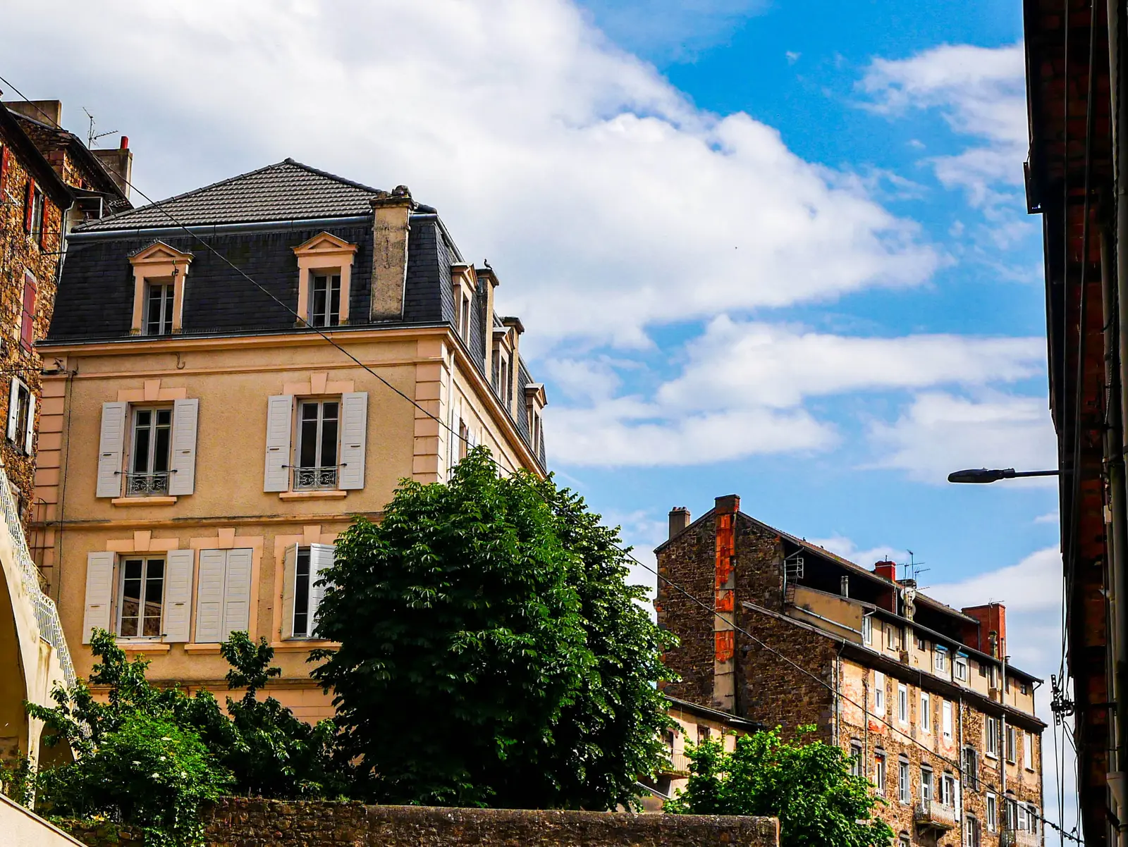 Le Castel à Rillieux-la-Pape, photo 3