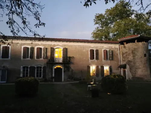 Chambre au château de Miramont à Montesquieu-Avantès, photo 6