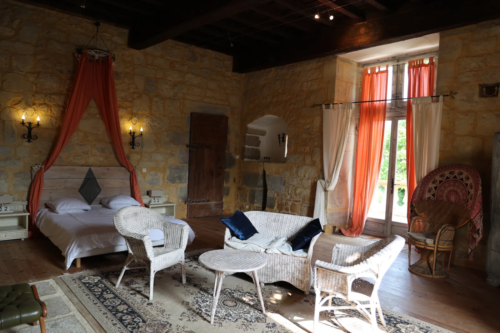 Chambre des Peyronnenc du Château de Saint-Chamarand, chambre ou suite de château à Saint-Chamarand
