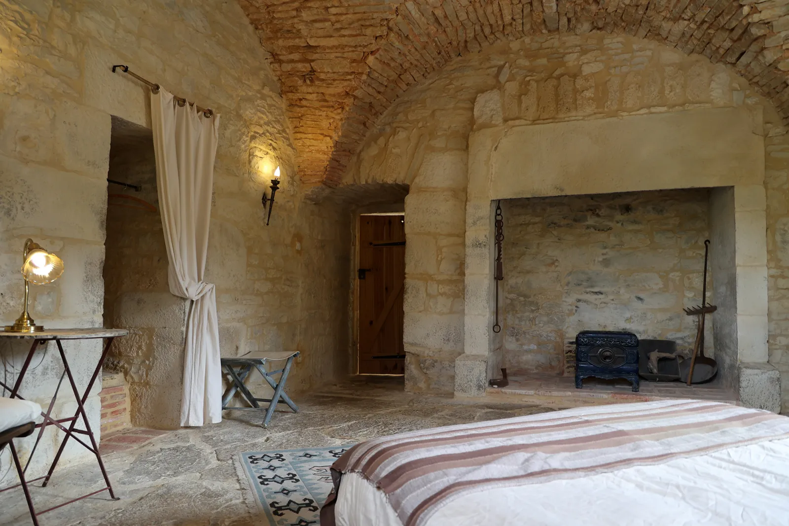 Chambre des Templiers du Château de Saint-Chamarand à Saint-Chamarand, photo 2
