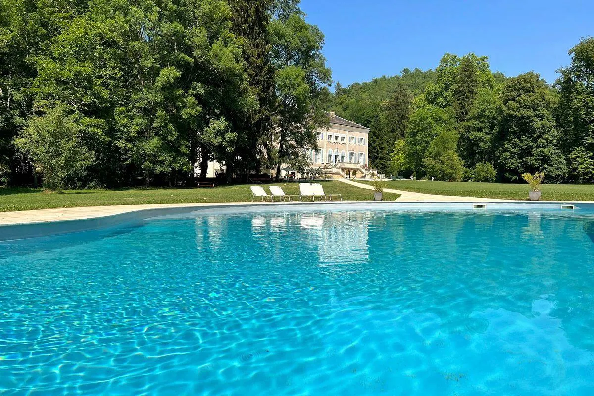 Château Arize, château entier à Larbont