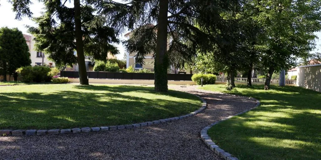 Château Blanchard à Chazelles-sur-Lyon, photo 5