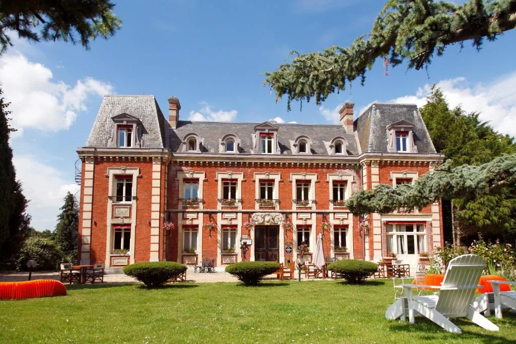 Château Corneille, chambre ou suite de château à Le Val d'Hazey