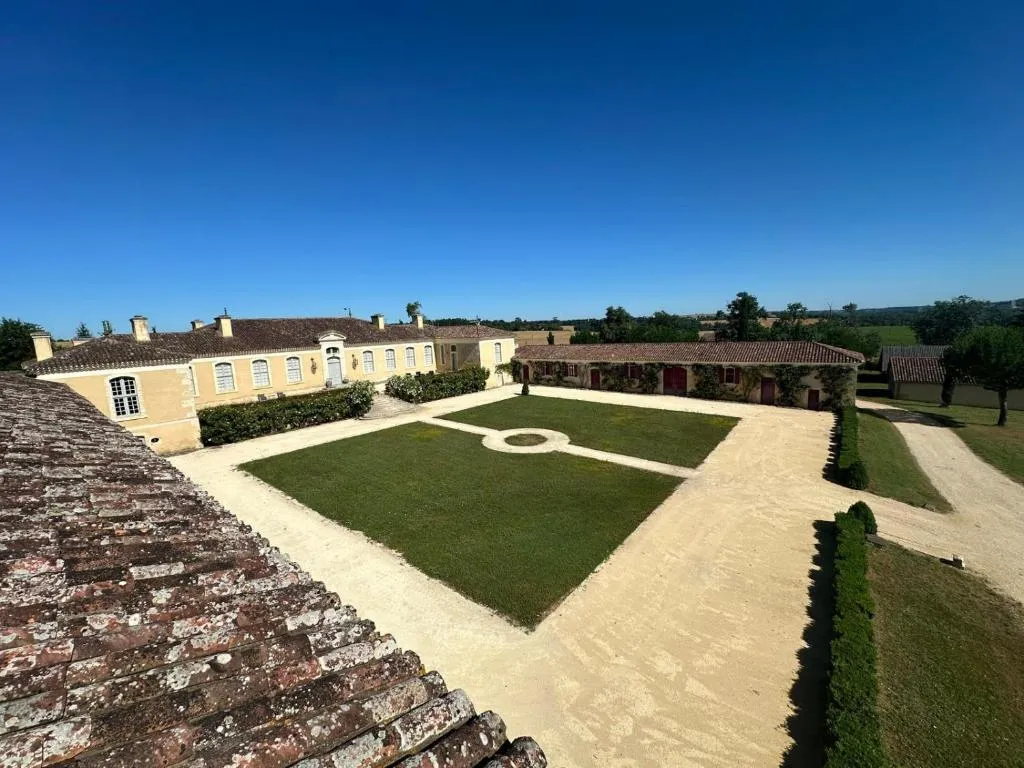 Château d'Arcamont, chambre ou suite de château à Roquelaure