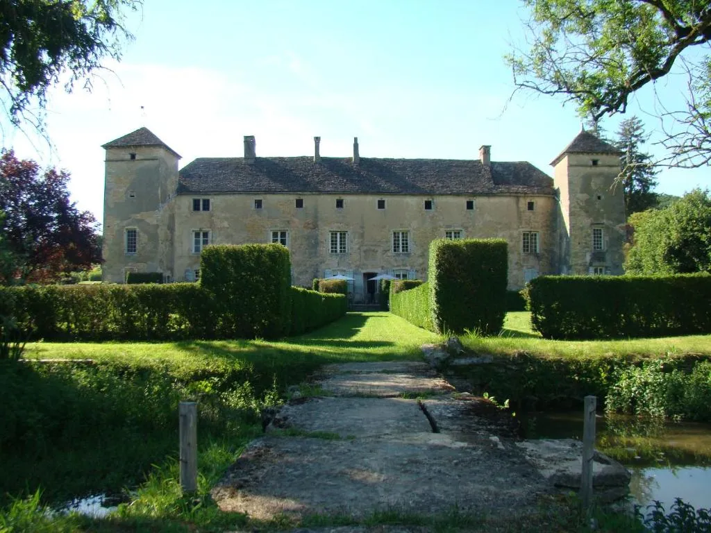 Château d'Ozenay, chambre ou suite de château à Ozenay