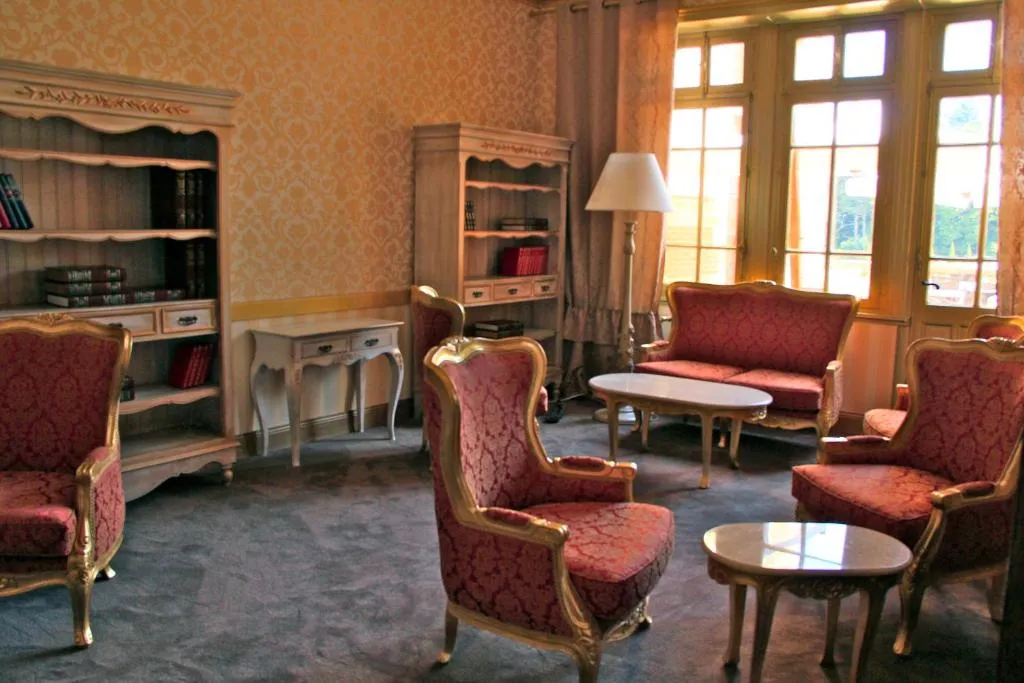 Château de Béguin à Lurcy-Lévis, photo 5