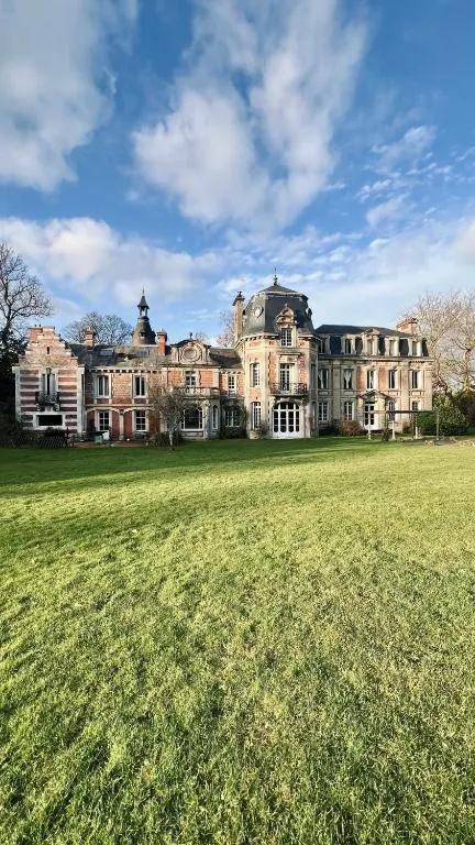 Château de Bertreville-Saint-Ouen, chambre ou suite de château à Bertreville-Saint-Ouen