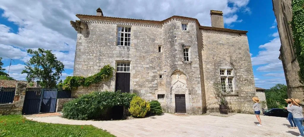 Château de Bouniagues, gîte de château à Bouniagues