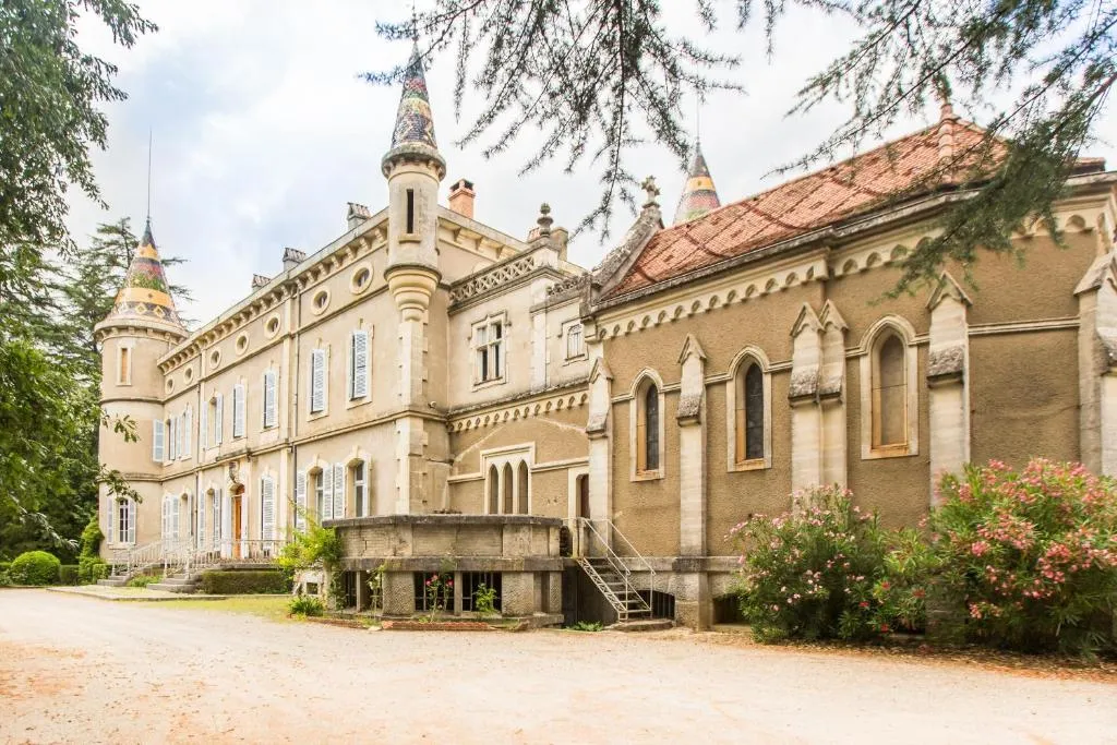Château de Bournet, chambre ou suite de château à Grospierres