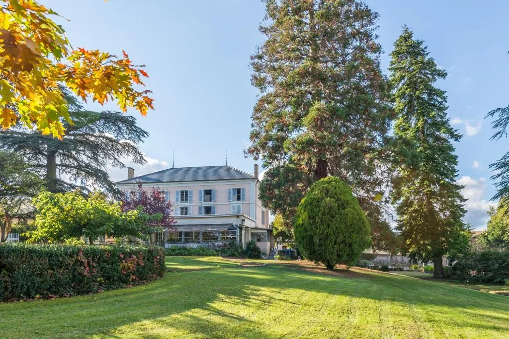 Château de Breuil, chambre ou suite de château à Salles-Arbuissonnas-en-Beaujolais
