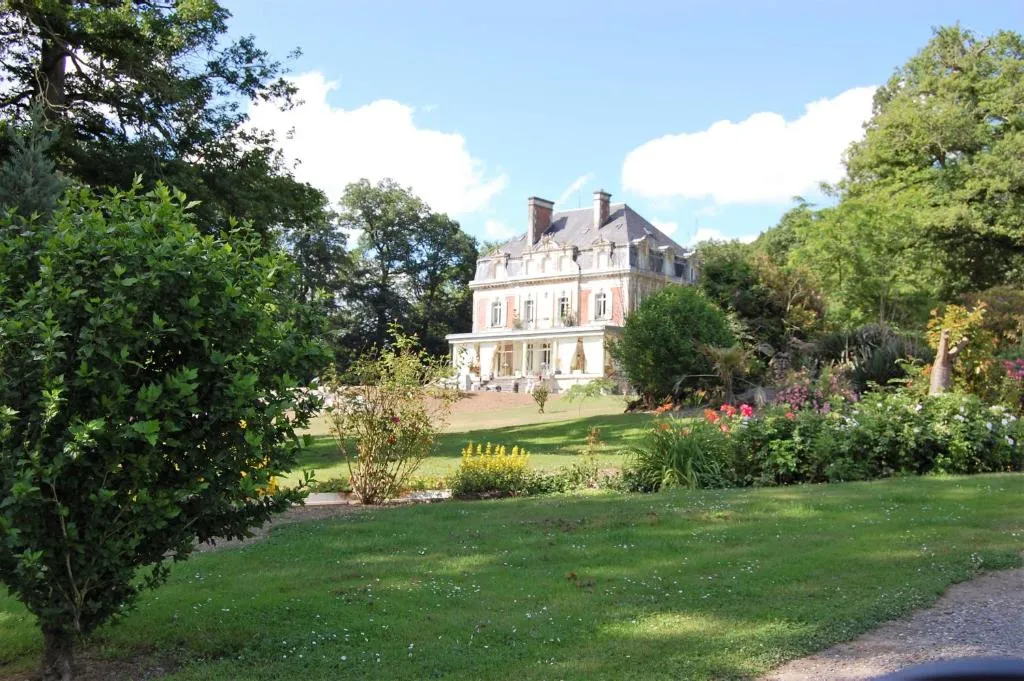 Château de Broyes, chambre ou suite de château à Broyes