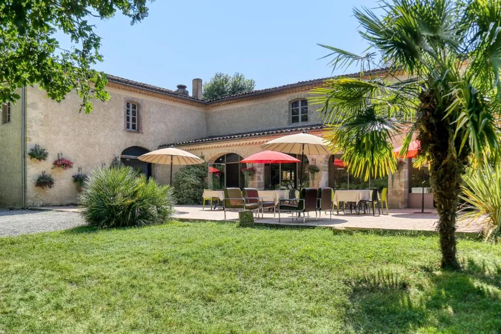 Le Château de Camille à Saint-Jean-le-Comtal, photo 7