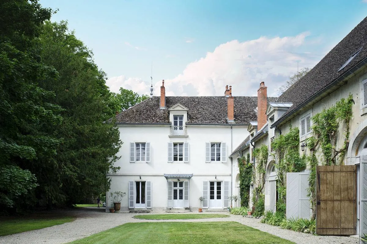 Château de Champ Carre, château entier à Vignoles