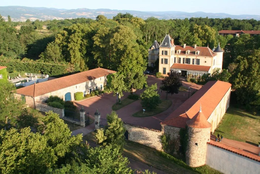 Château de Champlong, chambre ou suite de château à Villerest
