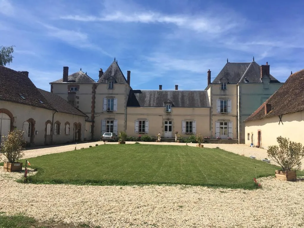 Château de Chavannes, chambre ou suite de château à Tresnay