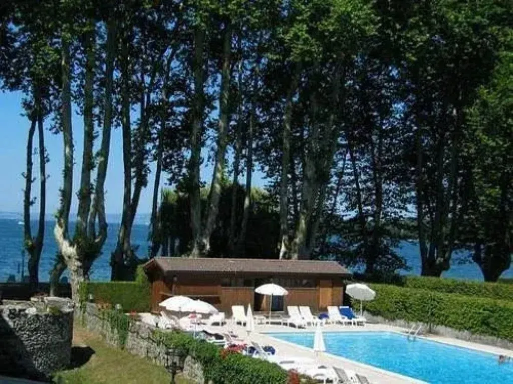 Château de Coudrée, chambre ou suite de château à Sciez