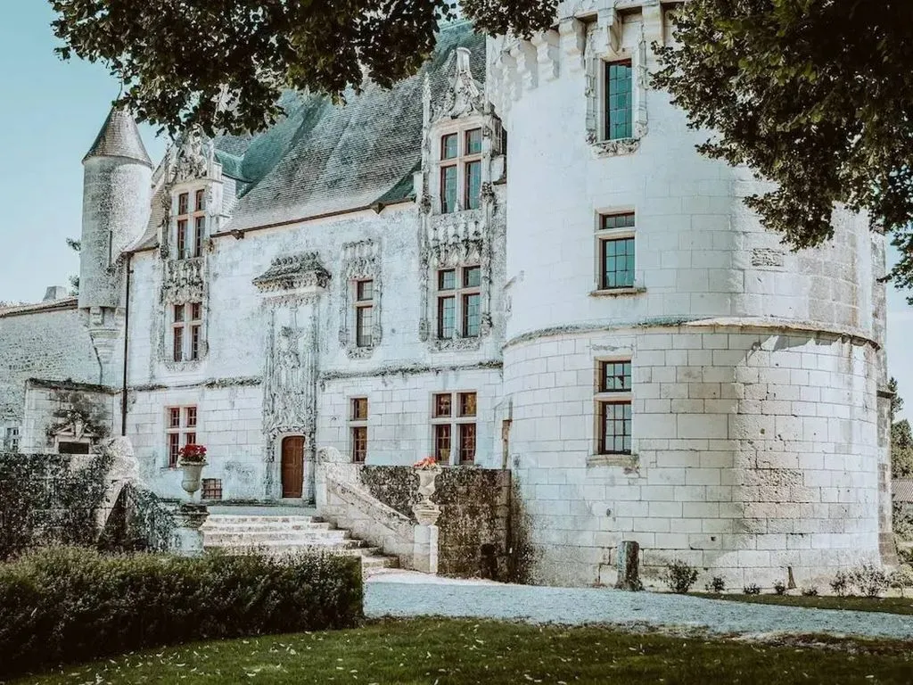 Château de Crazannes, chambre ou suite de château à Crazannes