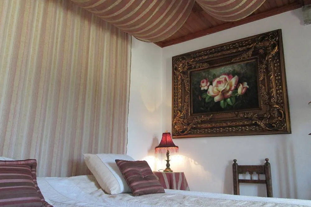 Château de Floure, l'appartement de l'aile à Floure, photo 4