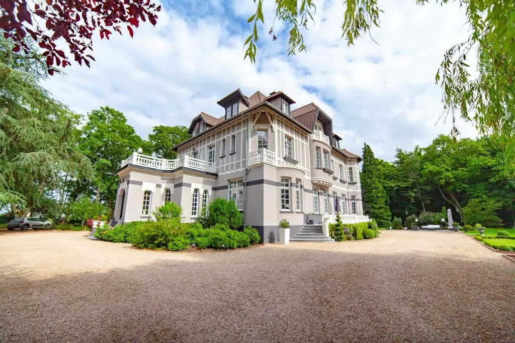 Château de Fresnoy-en-Gohelle, chambre ou suite de château à Fresnoy-en-Gohelle