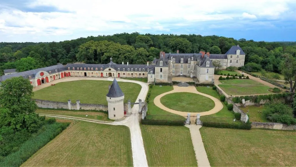 Château de Gizeux, chambre ou suite de château à Gizeux