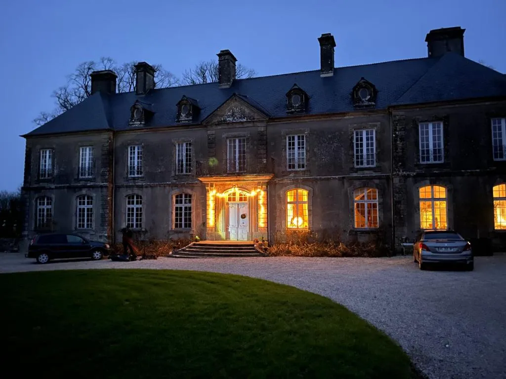 Château de Grandval à Neuville-au-Plain, photo 5