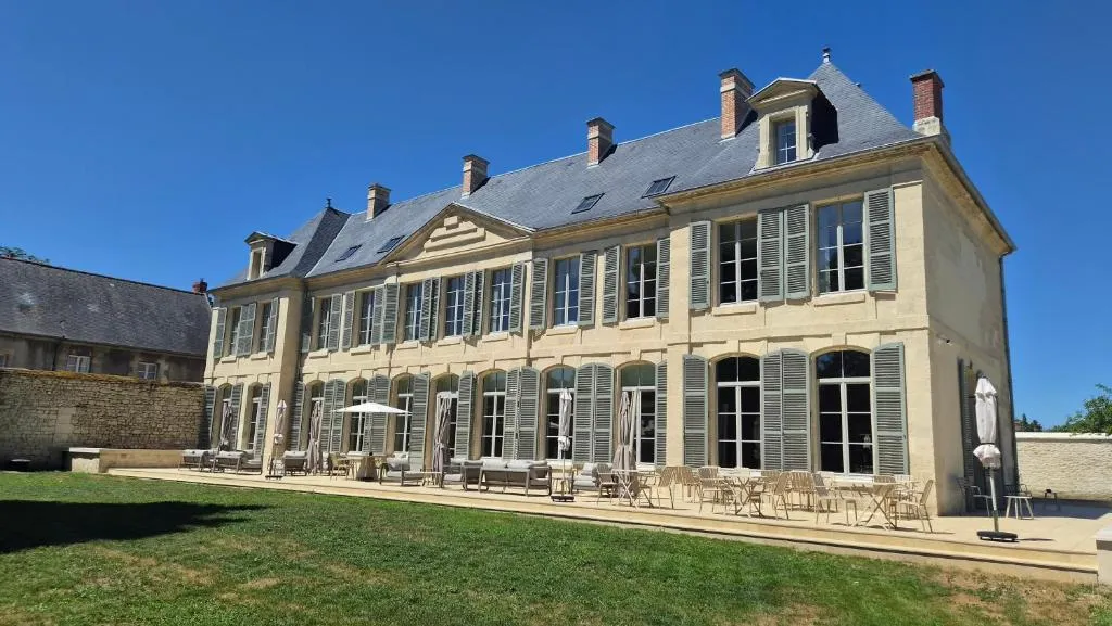 Château de l'Abbatiale, chambre ou suite de château à Braine
