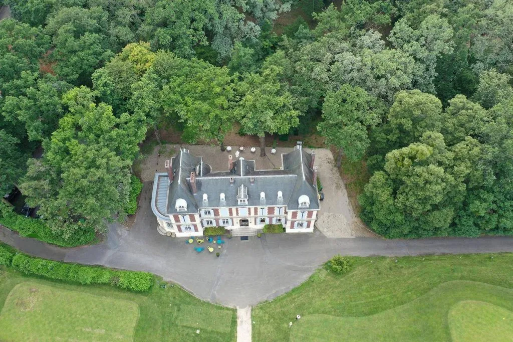 Château de l'Hermitage à Ennery, photo 3