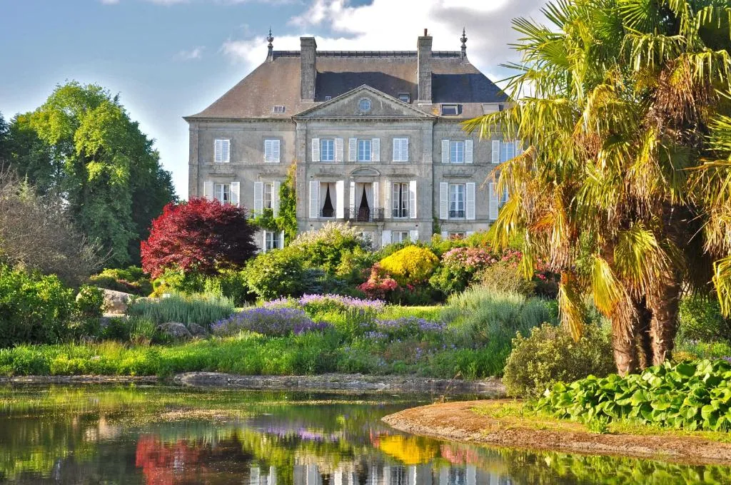 Château de la Foltière, chambre ou suite de château à Le Châtellier