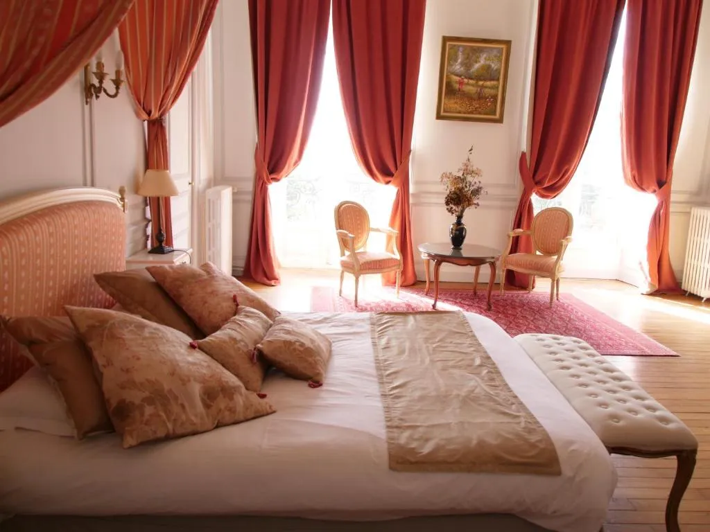 Château de la Foltière à Le Châtellier, photo 5