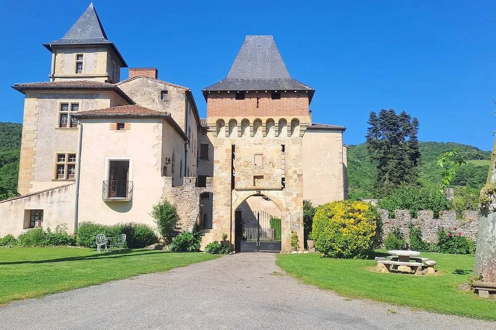 Château de la Hille, gîte de château à Monesple