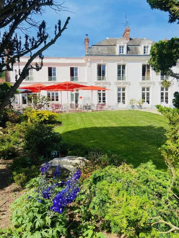 Château de la Marjolaine, chambre ou suite de château à Essômes-sur-Marne