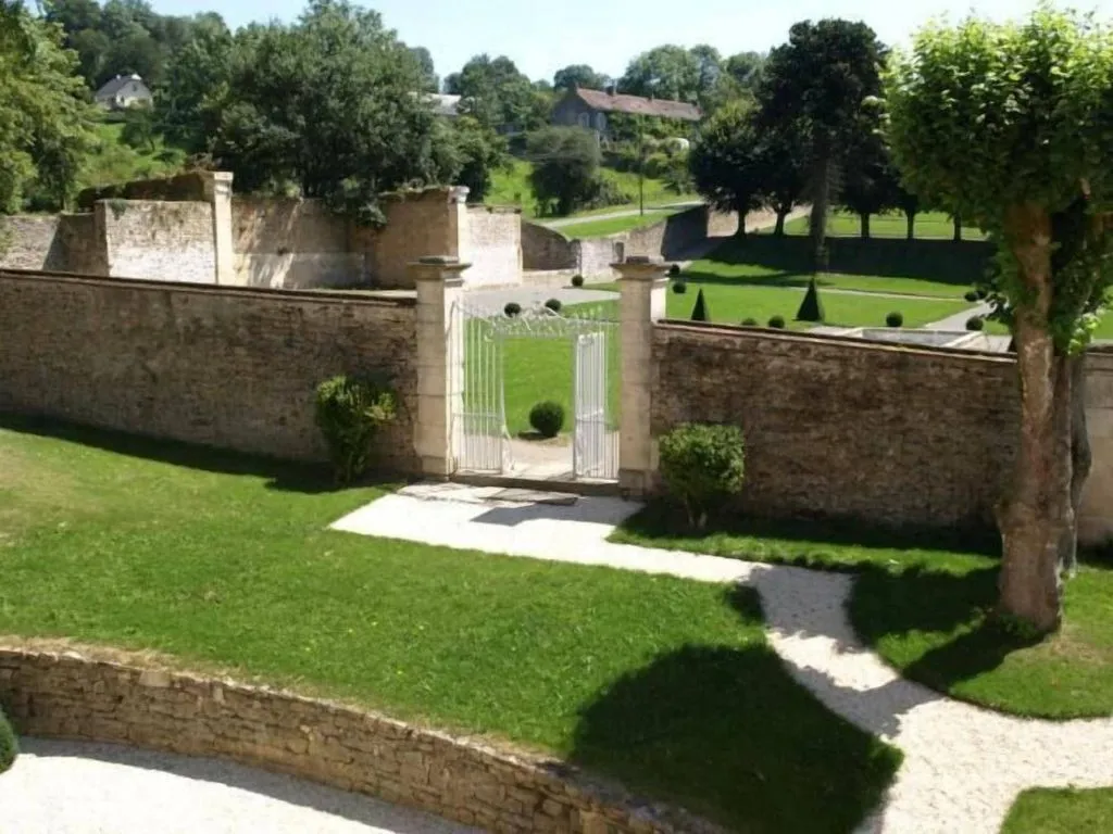 Château de la Pommeraye, chambre ou suite de château à La Pommeraye