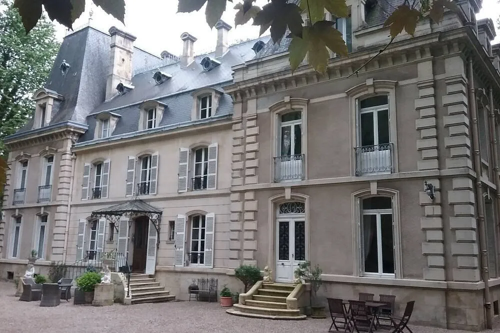 Château de la Raffe, l'aile ouest à Naix-aux-Forges, photo 4