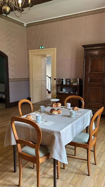 Château de la Rive, Suite des Coteaux à Cruet, photo 2