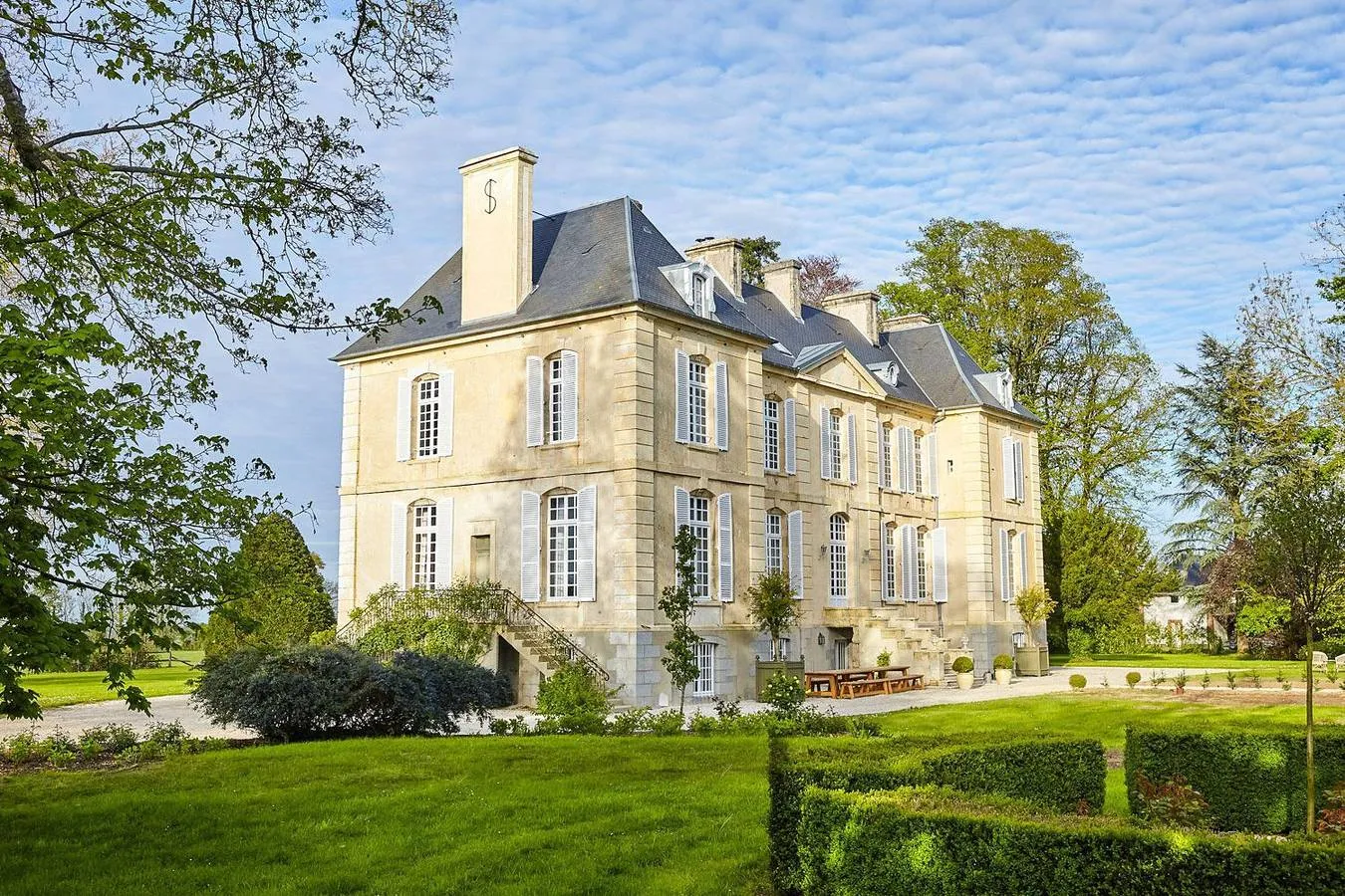 Château de la Sérénité, château entier à Sainte-Honorine-de-Ducy