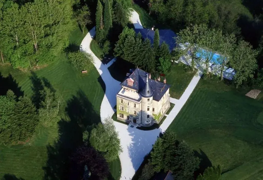 Château de la Tour du Puits, chambre ou suite de château à Hauteville