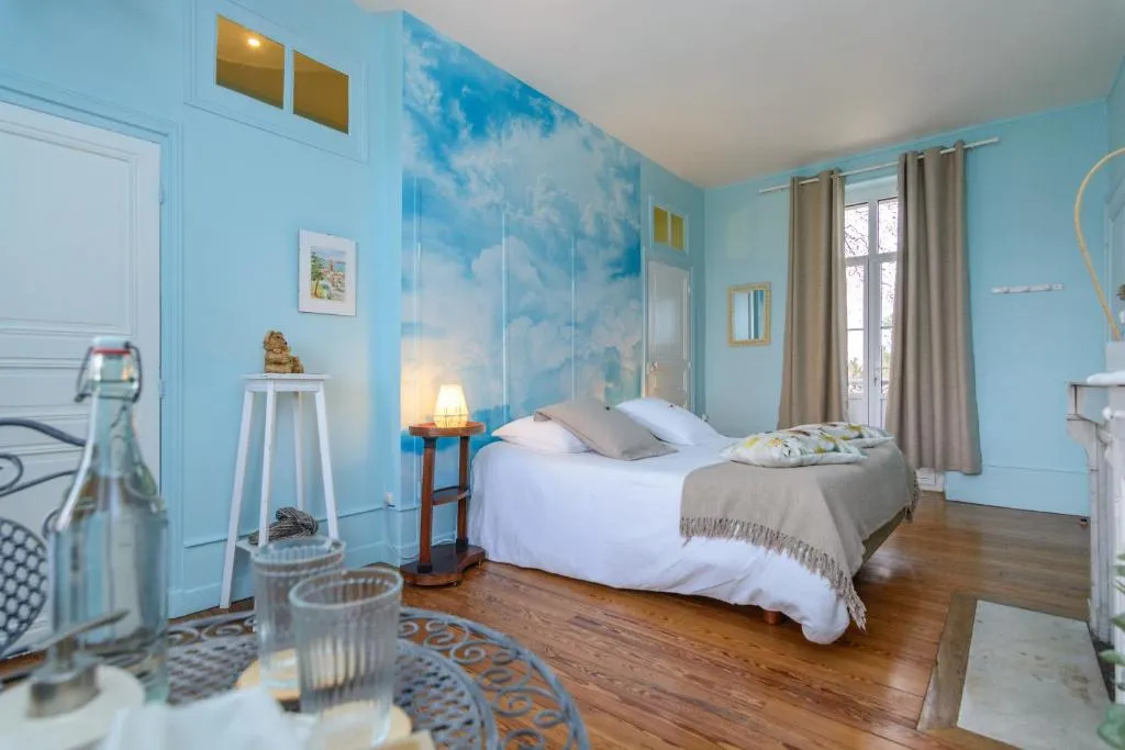 Château de la Villeneuve à Saint-Marcel, photo 2
