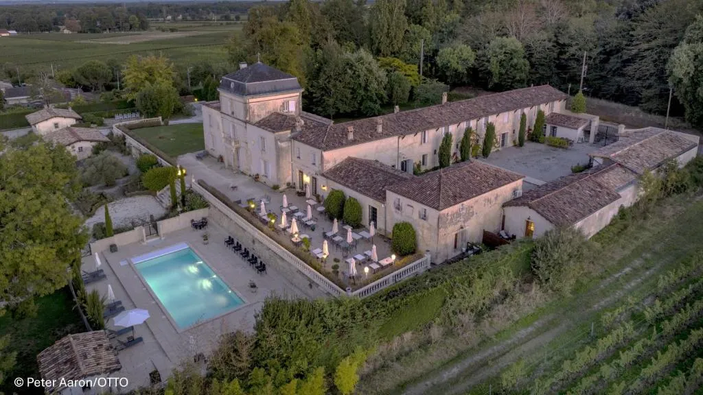 Château de Lantic, chambre ou suite de château à Martillac