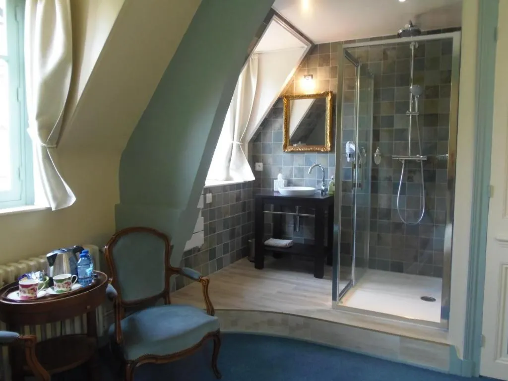 Château de Launay à Méry-Bissières-en-Auge, photo 3
