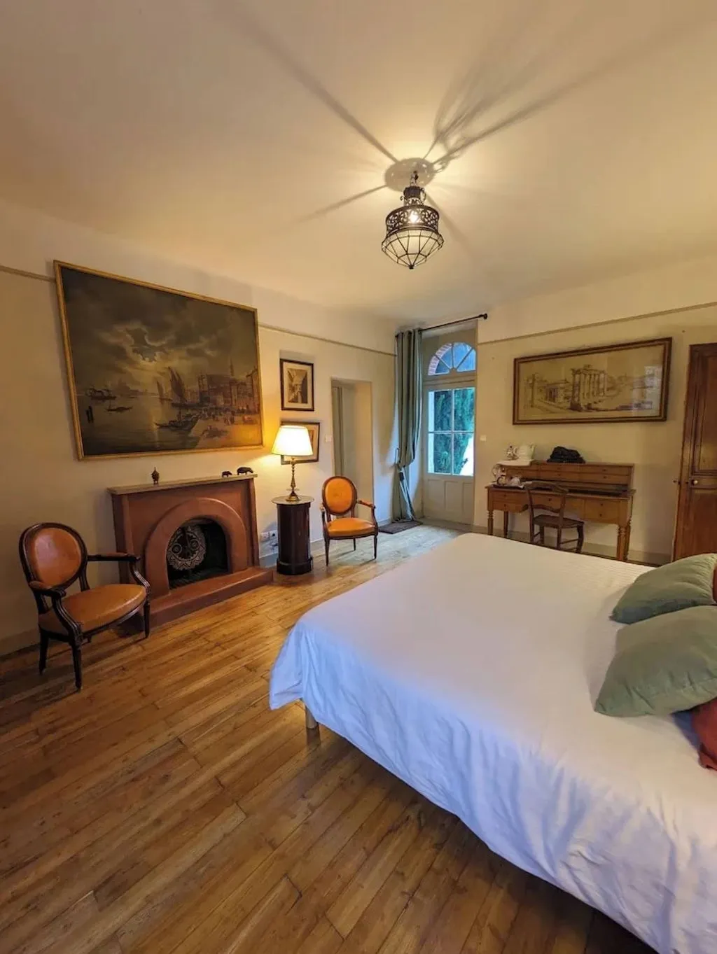 Château de Lavaud, chambre ou suite de château à Montbron