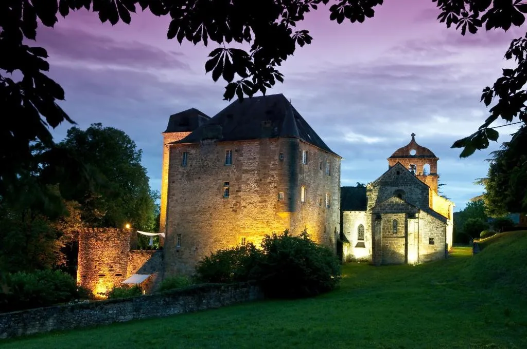 Château de Lissac, chambre ou suite de château à Lissac-sur-Couze