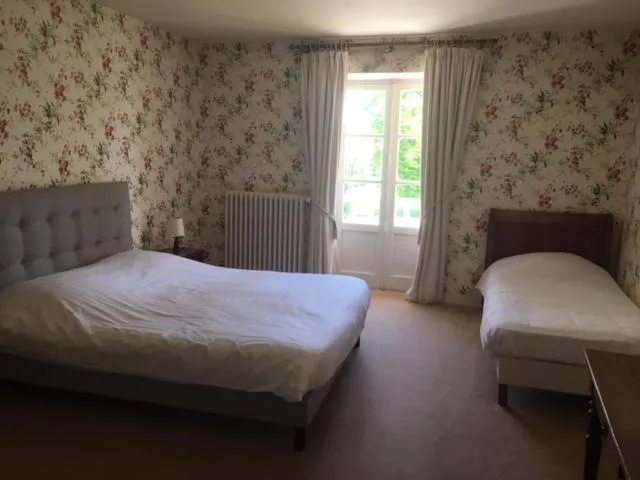 Château de Mavaleix à Chalais, photo 2
