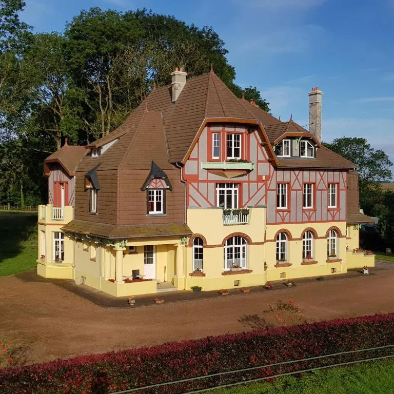 Château de Mesnil 1916, chambre ou suite de château à Mesnil-Martinsart