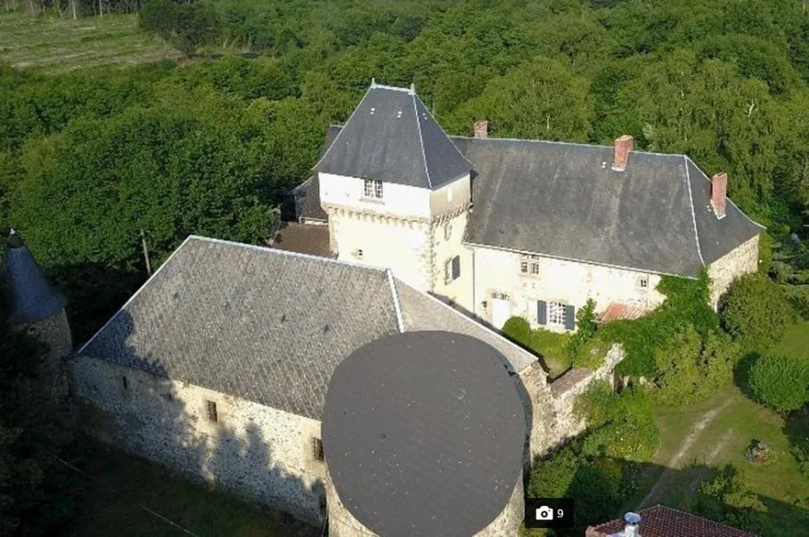 Château de Montautre, chambre ou suite de château à Fromental