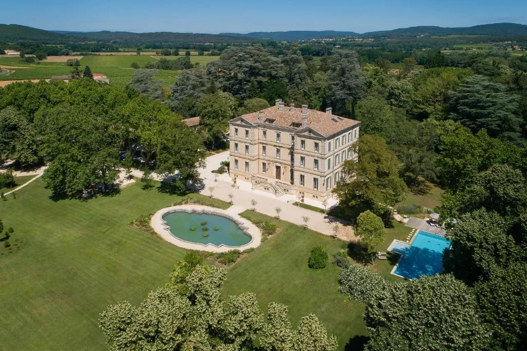 Château de Montcaud, chambre ou suite de château à Sabran