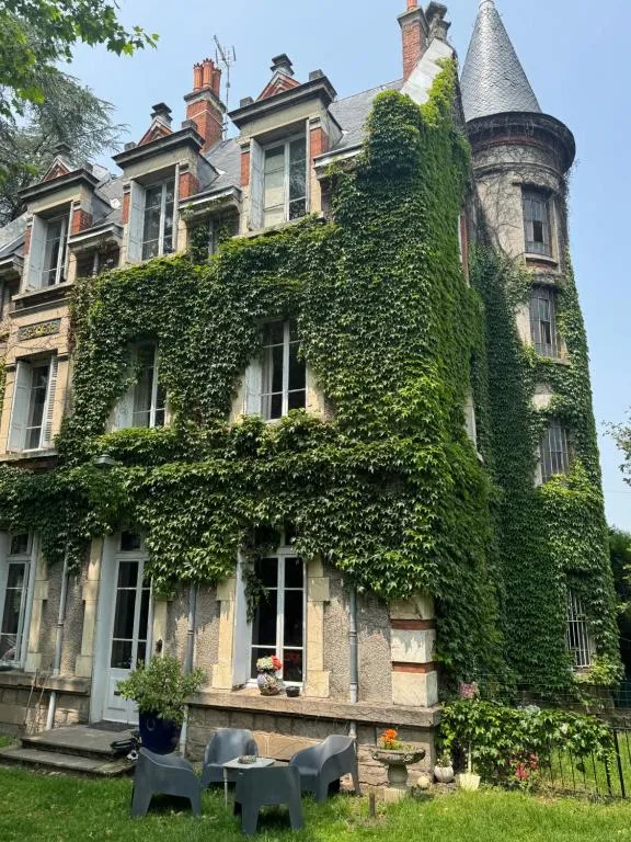 Château de Monteux, chambre ou suite de château à La Fouillouse